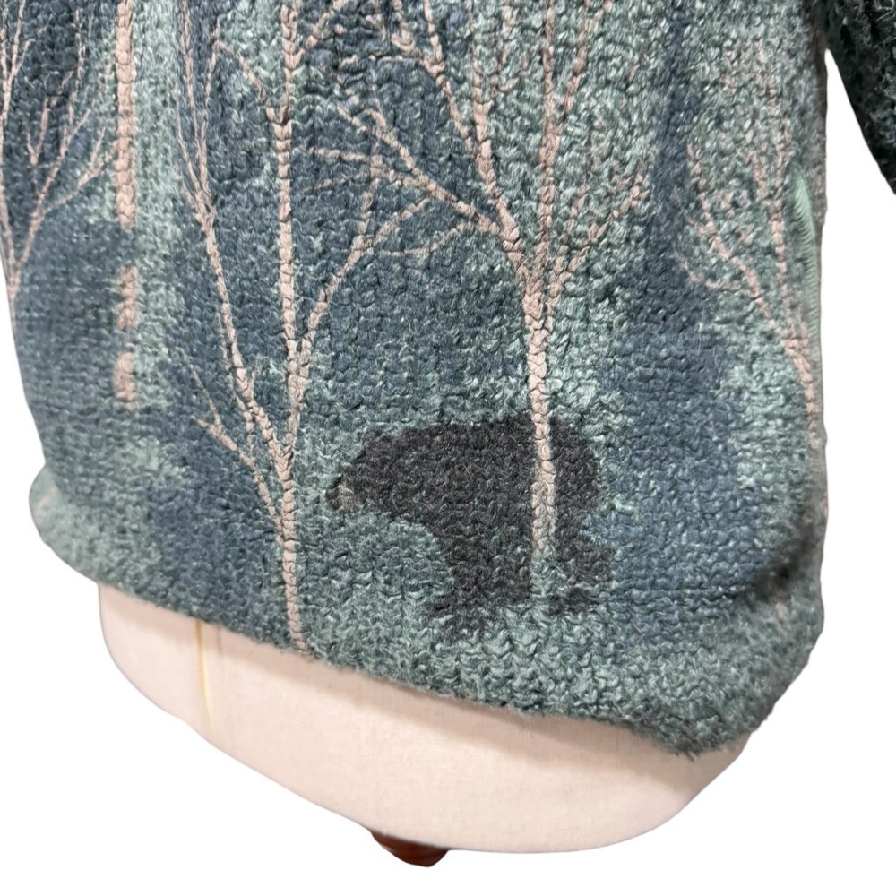 Artisans Forest Cabincore Cardigan Size S Bear Print Grandpa Green Kitschy Paint - Picture 7 of 13